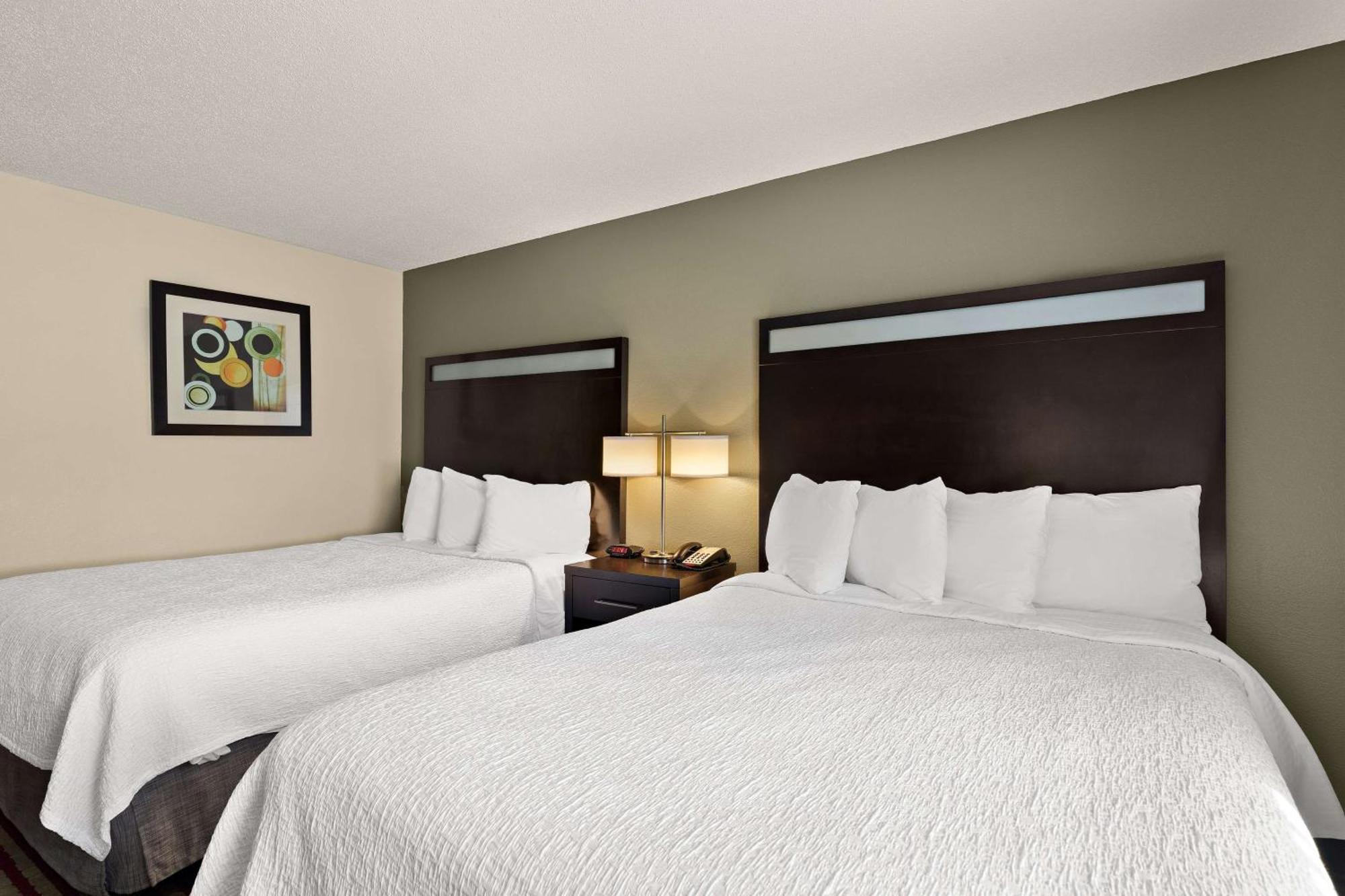 Best Western Germantown Inn Экстерьер фото