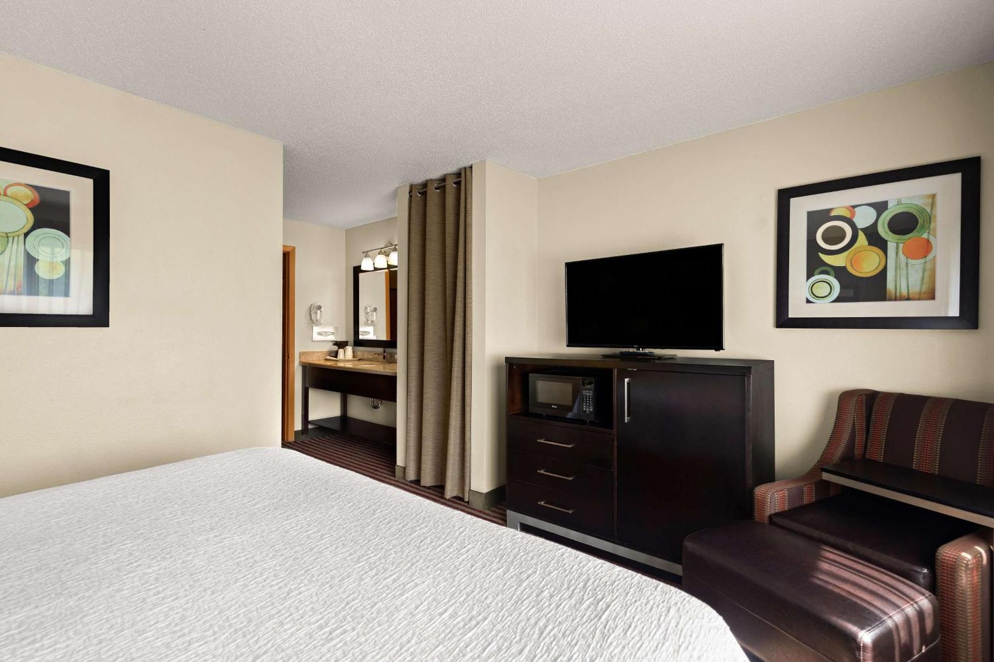 Best Western Germantown Inn Экстерьер фото